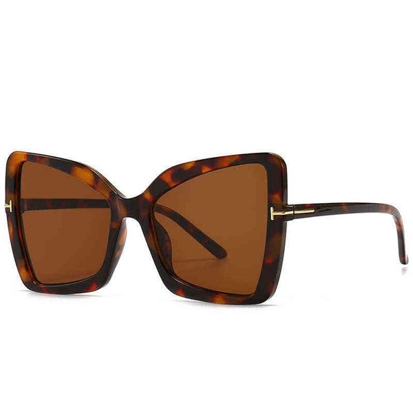sun glass new fashion butterfly letter women's sunglasses women's style advanced sense, White;black
sun glass new fashion butterfly letter women's sunglasses women's style advanced sense, White;black