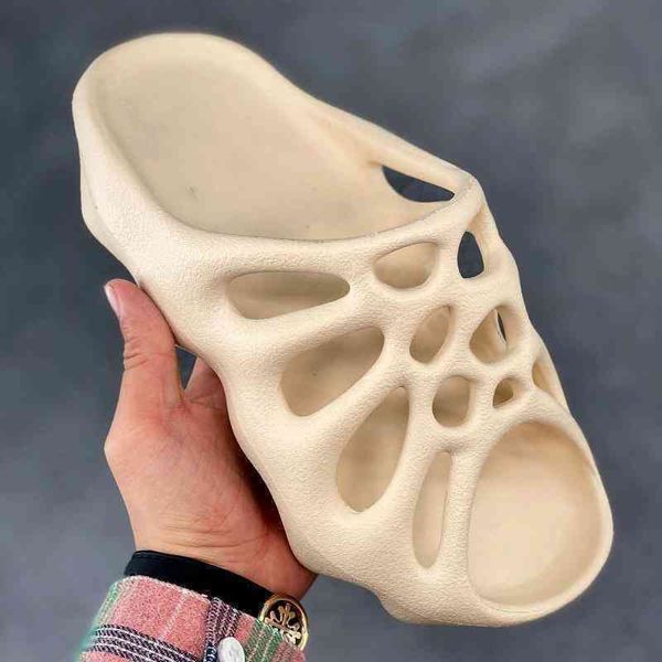sandals slipper summer cool yeesys bone mens luxury foam runners kanyes fashion desert sand resin beach triple black women men slides sandal
sandals slipper summer cool yeesys bone mens luxury foam runners kanyes fashion desert sand resin beach triple black women men slides sandal