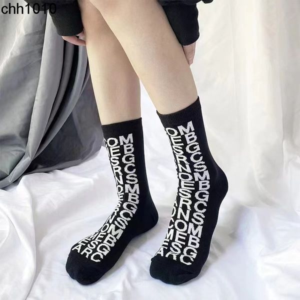 men's chaopai chuanjiu baoling play socks black and white letters cotton light luxury ins men and women's sports high
men's chaopai chuanjiu baoling play socks black and white letters cotton light luxury ins men and women's sports high