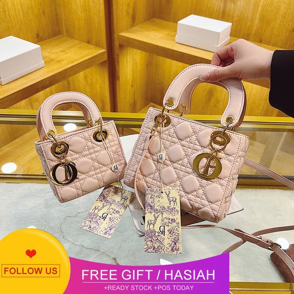 designer bags new women's high texture diana xiaoxiangfeng hand korean version new lingge fashion one shoulder diagonal
designer bags new women's high texture diana xiaoxiangfeng hand korean version new lingge fashion one shoulder diagonal