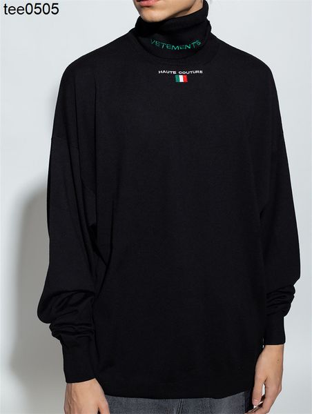 autumn and winter 2022 new high edition trendy brand vetementss embroidery letters men's and women's high neck knitted sweaters, White;black
autumn and winter 2022 new high edition trendy brand vetementss embroidery letters men's and women's high neck knitted sweaters, White;black