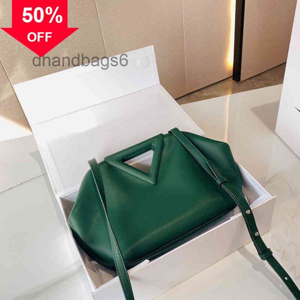 purses ladies handbags designer clutch bag evening clutches botteg bags 2022 digner bbvenetas triangle leather clip small portable single sh
purses ladies handbags designer clutch bag evening clutches botteg bags 2022 digner bbvenetas triangle leather clip small portable single sh