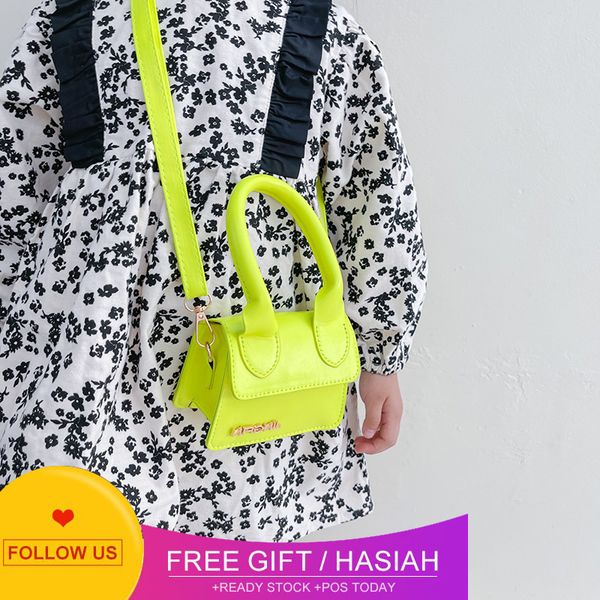designer bags children's handbag 2022 summer new baby boys and girls color mini jelly one shoulder cross body bag tide
designer bags children's handbag 2022 summer new baby boys and girls color mini jelly one shoulder cross body bag tide