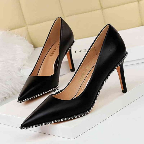 1829-a3 sandals fashion nightclub rock women's shoes thin heels high shallow mouth pointed metal bead single, Black
1829-a3 sandals fashion nightclub rock women's shoes thin heels high shallow mouth pointed metal bead single, Black