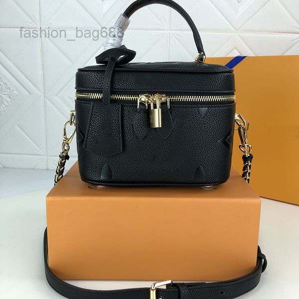 evening bags vanity case pm purse designer cosmetic bags luxury shoulder makeup cases empreinte giant women crossbody bags toiletry pouch ha
evening bags vanity case pm purse designer cosmetic bags luxury shoulder makeup cases empreinte giant women crossbody bags toiletry pouch ha