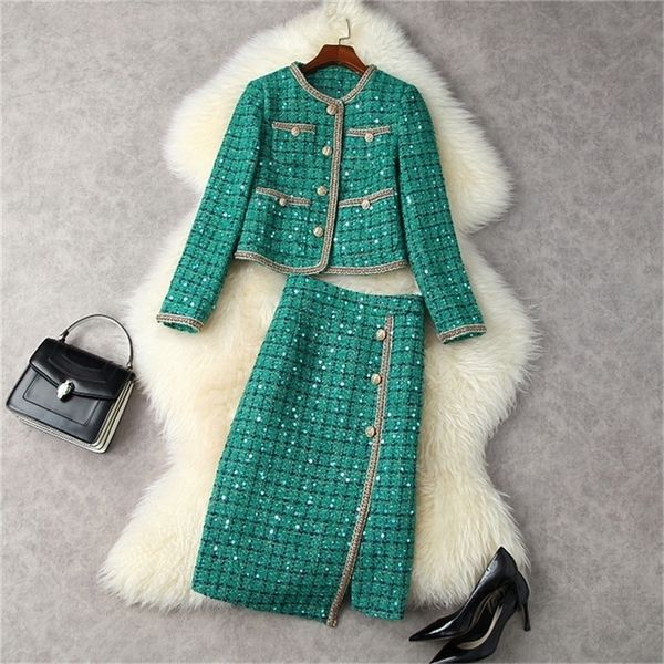 two piece dress dua potong pakaian wol musim dingin runway fashion wanita semi berpayet mantel kantor kotak kotak dengan rok setelan 2 22091, White
two piece dress dua potong pakaian wol musim dingin runway fashion wanita semi berpayet mantel kantor kotak kotak dengan rok setelan 2 22091, White