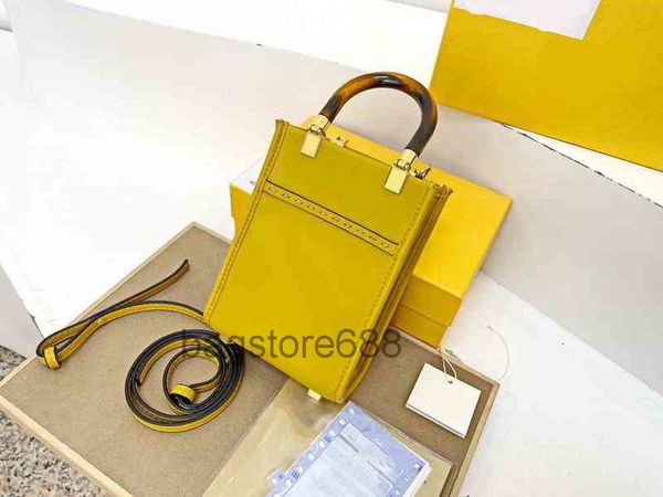 phone bag mini tote bags wallet handbag designer women amber handle shoulder messenger crossbody clutch lady purse
phone bag mini tote bags wallet handbag designer women amber handle shoulder messenger crossbody clutch lady purse