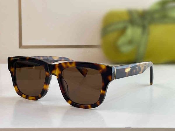 watches jewelry sunglasses for summer 1135 style anti-ultraviolet retro plate square full frame glasses random box, White;black
watches jewelry sunglasses for summer 1135 style anti-ultraviolet retro plate square full frame glasses random box, White;black