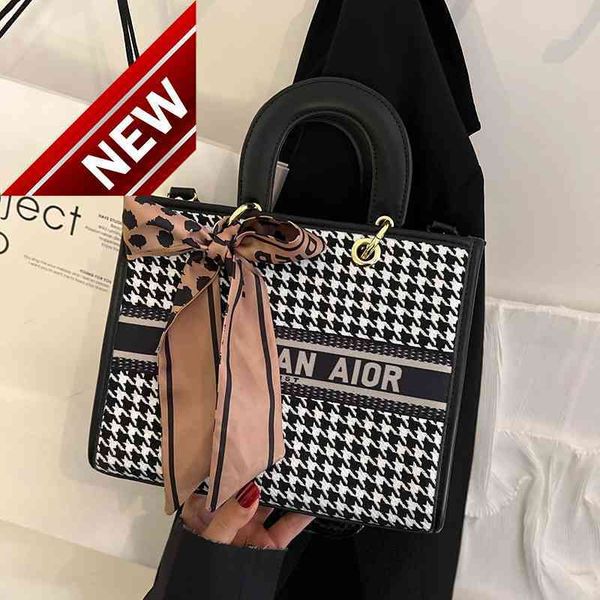 bag 72% off dign black and white checkered single shoulder satchel is popular in winter. the high-capacity checkered portableccb3
bag 72% off dign black and white checkered single shoulder satchel is popular in winter. the high-capacity checkered portableccb3