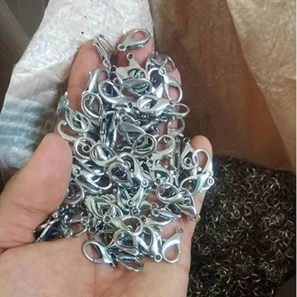 charm manufacturers supply jewelry accessories metal key chain lobster buckle, Golden
charm manufacturers supply jewelry accessories metal key chain lobster buckle, Golden
