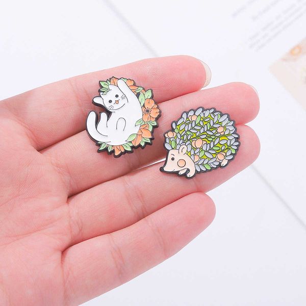 new pins design exquisite animal badge cute cartoon hedgehog cat frog shape corsage jewelry, Gray
new pins design exquisite animal badge cute cartoon hedgehog cat frog shape corsage jewelry, Gray