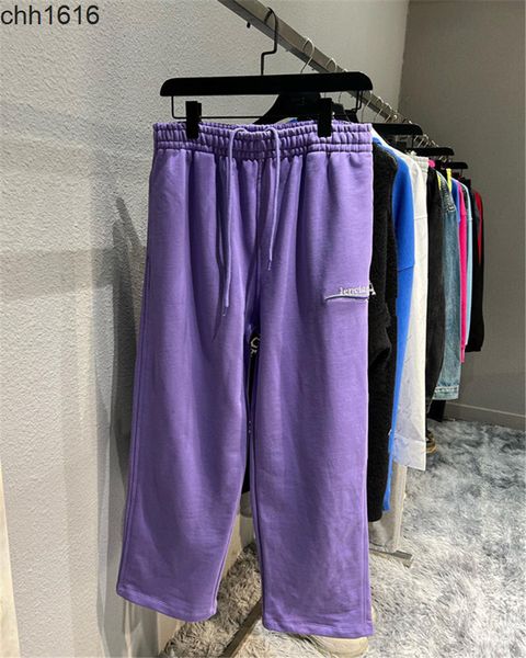 high version early autumn new cola embroidery mark three-dimensional embroidery men and women same paris terry pants, White;black
high version early autumn new cola embroidery mark three-dimensional embroidery men and women same paris terry pants, White;black