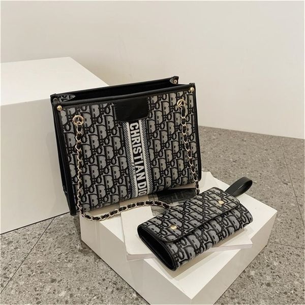 79% off evening bags outlet online trendy handbags child and mother high-grade embroidery high-capacity
79% off evening bags outlet online trendy handbags child and mother high-grade embroidery high-capacity