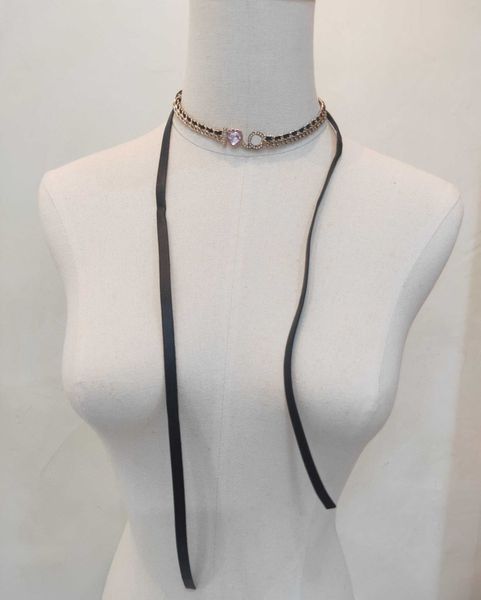 2022 luxury quality charm long chain pendant waist belt with black genuine leather in 18k gold plated have box stamp ps7730, Golden
2022 luxury quality charm long chain pendant waist belt with black genuine leather in 18k gold plated have box stamp ps7730, Golden