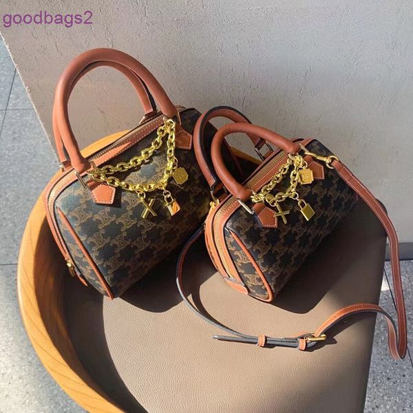 bags celins women's bag new 2022 arc de triomphe pillow chain old flower mini boston hand one shoulder messenger bag trend
bags celins women's bag new 2022 arc de triomphe pillow chain old flower mini boston hand one shoulder messenger bag trend