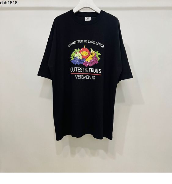 2022 summer new fashion brand vetementss events cartoon fruit and vegetable printed men's and women's short sleeve t-shirt, White;black
2022 summer new fashion brand vetementss events cartoon fruit and vegetable printed men's and women's short sleeve t-shirt, White;black