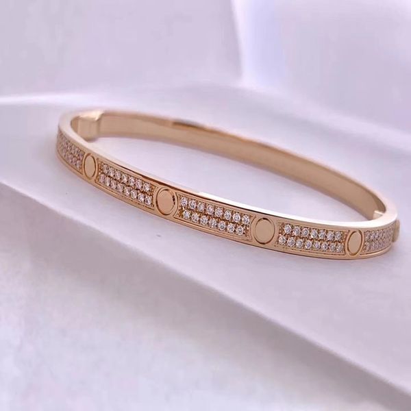 tennis designer stainless steel couple bangle bracelets fashion jewelry gold silver rose gold men and women diamond bracelet valentine', Golden;silver
tennis designer stainless steel couple bangle bracelets fashion jewelry gold silver rose gold men and women diamond bracelet valentine', Golden;silver