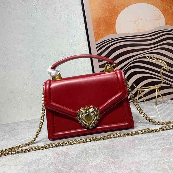 shoulder bag women crossbody bags 8 color totes fashion designer handbags purse love pearl clasp leather handbag purses 220624
shoulder bag women crossbody bags 8 color totes fashion designer handbags purse love pearl clasp leather handbag purses 220624