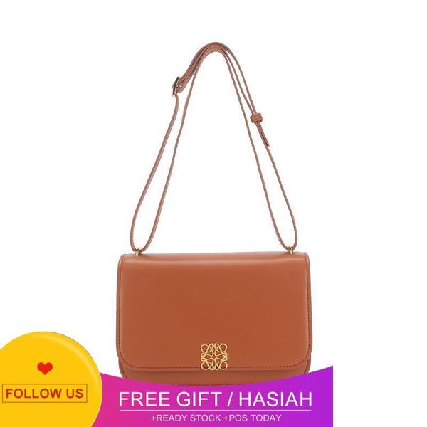 designer bags big cousin liu wen's same goya tofu female 2022 new high-grade leather crossbody small square
designer bags big cousin liu wen's same goya tofu female 2022 new high-grade leather crossbody small square