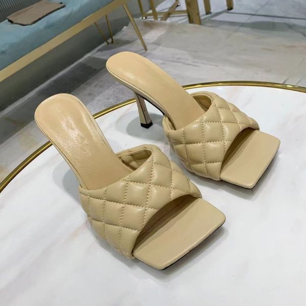 new women's slippers luxury designer sandals leather electro-embroidered high heels flat bottom thick bottom herringbone half care beac, Black
new women's slippers luxury designer sandals leather electro-embroidered high heels flat bottom thick bottom herringbone half care beac, Black
