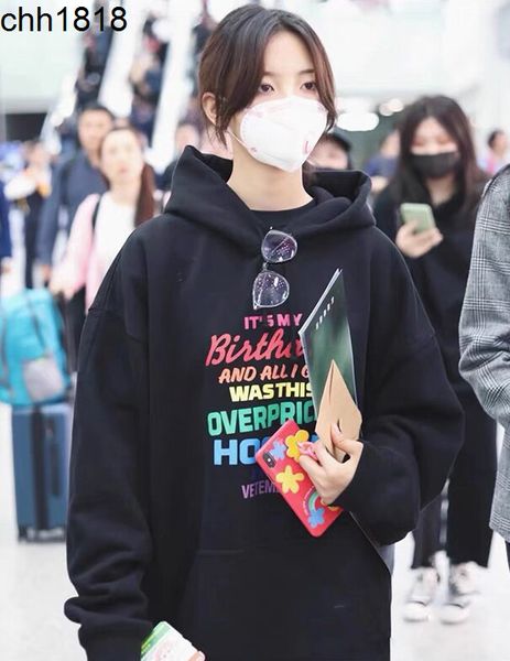 weitmeng events happy color letter vetementss nana same men's and women's hooded terry sweater, Black
weitmeng events happy color letter vetementss nana same men's and women's hooded terry sweater, Black