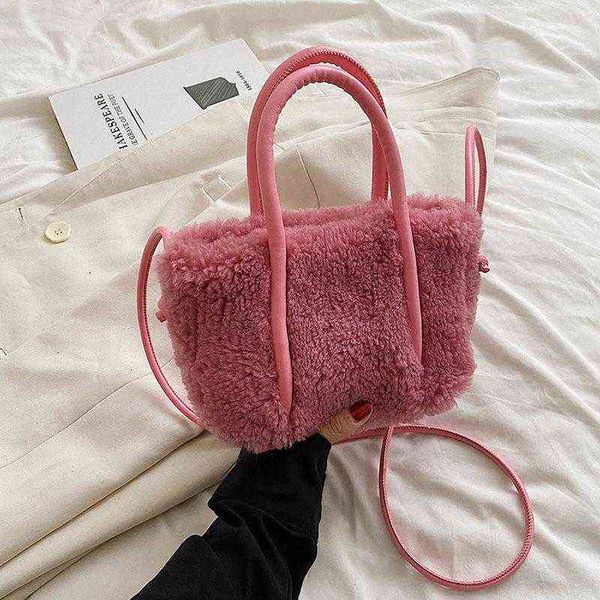 totes fashion faux fur tote for women plush handbags winter shoulder crossbody bag female casual lambswool handle purses 2022 ins y2209
totes fashion faux fur tote for women plush handbags winter shoulder crossbody bag female casual lambswool handle purses 2022 ins y2209