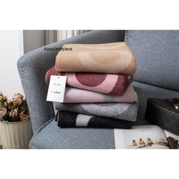 designer scarf acne sweden studios version thickened wool large letter scarf female ac star same jacquard, Blue;gray
designer scarf acne sweden studios version thickened wool large letter scarf female ac star same jacquard, Blue;gray