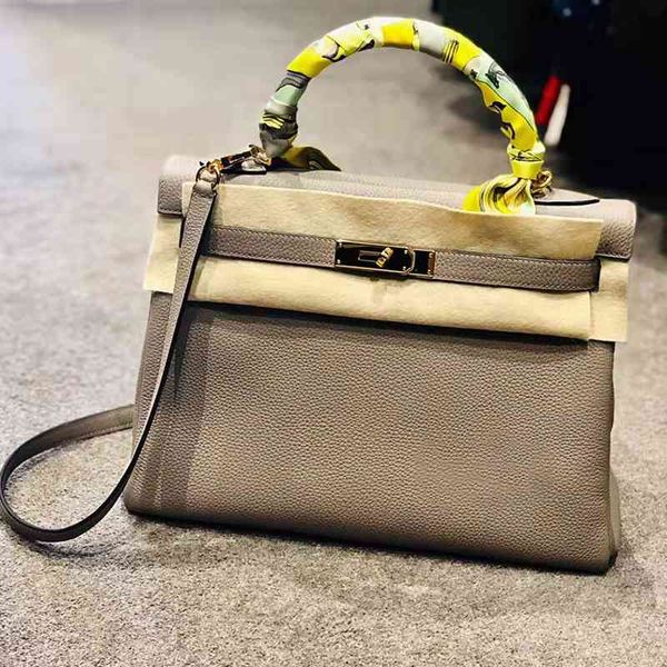 designer bags 2022 genuine leather lady evening bags epsoms keelis birrkiins style large capacity wedding messenger crossbody shoulder class
designer bags 2022 genuine leather lady evening bags epsoms keelis birrkiins style large capacity wedding messenger crossbody shoulder class