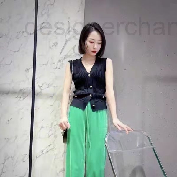 two piece dress designer 2022 summer new products with scattered texture gold button knitted vest cardigan women's wear dalang knitting, White
two piece dress designer 2022 summer new products with scattered texture gold button knitted vest cardigan women's wear dalang knitting, White
