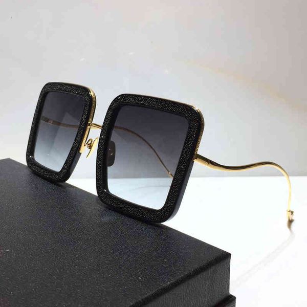 sunglasses for men women anna beaming star square style anti-ultraviolet retro plate full frame fashion eyeglasses random box, White;black
sunglasses for men women anna beaming star square style anti-ultraviolet retro plate full frame fashion eyeglasses random box, White;black