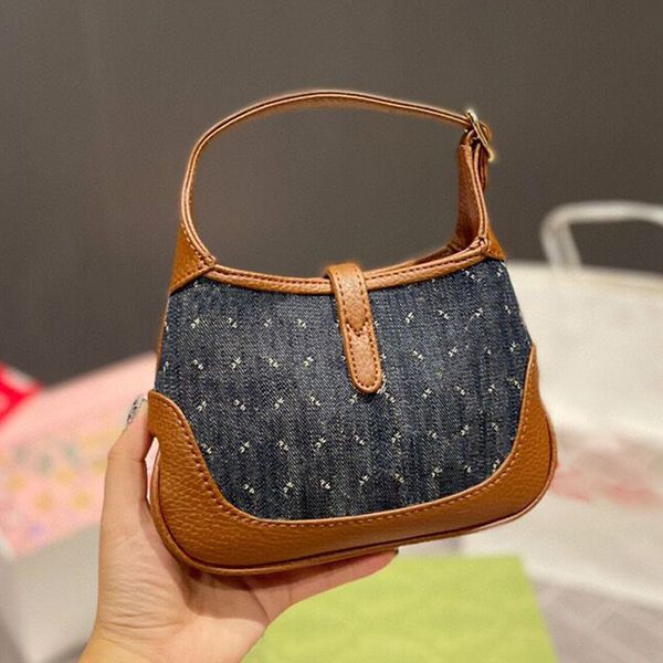 2022 quality armpit bags classic denim designer women luxurys handbags for ladies shoulder bag small large multi-color fashion bags adjustab
2022 quality armpit bags classic denim designer women luxurys handbags for ladies shoulder bag small large multi-color fashion bags adjustab