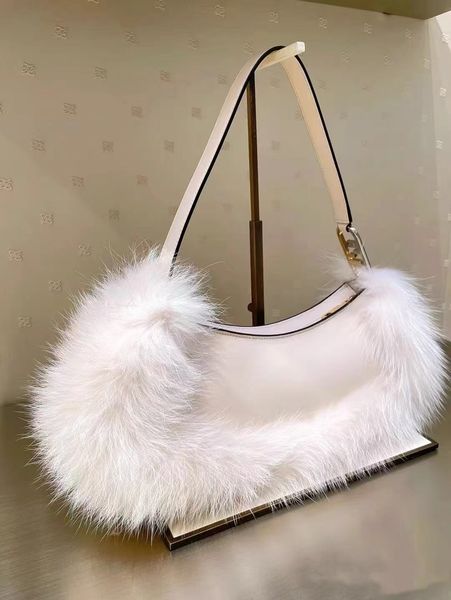 2022 winter new women cowhide leather fur shoulder bags purses and handbags fox fur totes underarm bag
2022 winter new women cowhide leather fur shoulder bags purses and handbags fox fur totes underarm bag