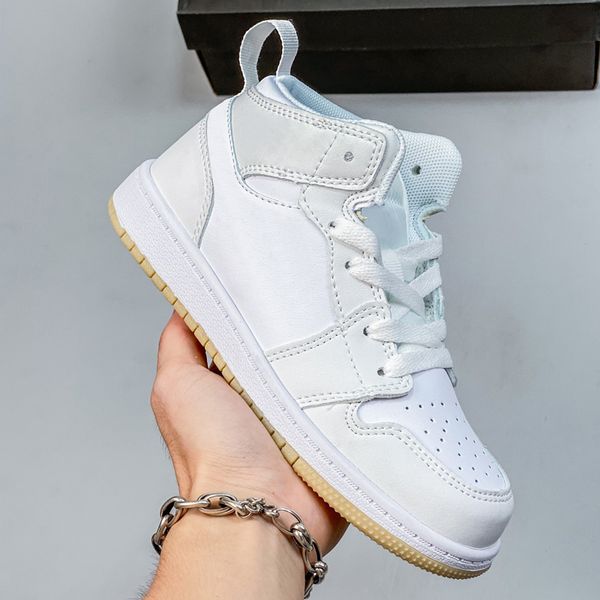 toddler outdoor warm winter kids fur shoes girls baby fluffy soft furry child luxury design sneakers dark mocha chill blue j1 1s gold nobox, Black
toddler outdoor warm winter kids fur shoes girls baby fluffy soft furry child luxury design sneakers dark mocha chill blue j1 1s gold nobox, Black