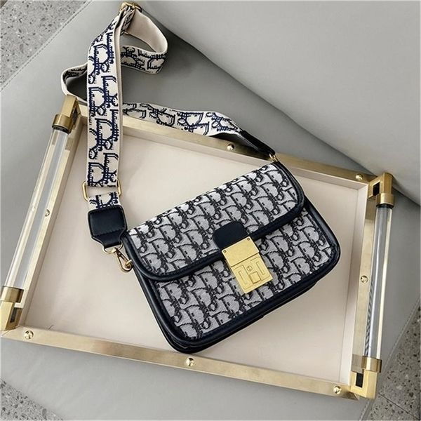 59% off evening bags factory online trendy handbags sense embroidered canvas retro old flower belt square crossbody
59% off evening bags factory online trendy handbags sense embroidered canvas retro old flower belt square crossbody
