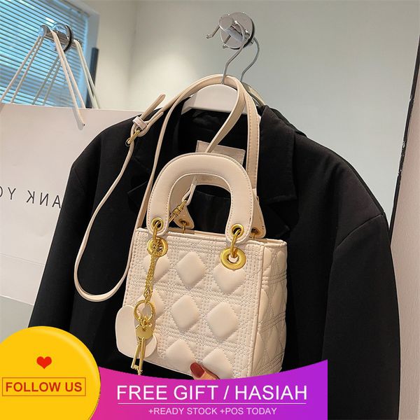 designer bags niche design high sense women's hand summer 2022 new fashion lingge small square cross
designer bags niche design high sense women's hand summer 2022 new fashion lingge small square cross