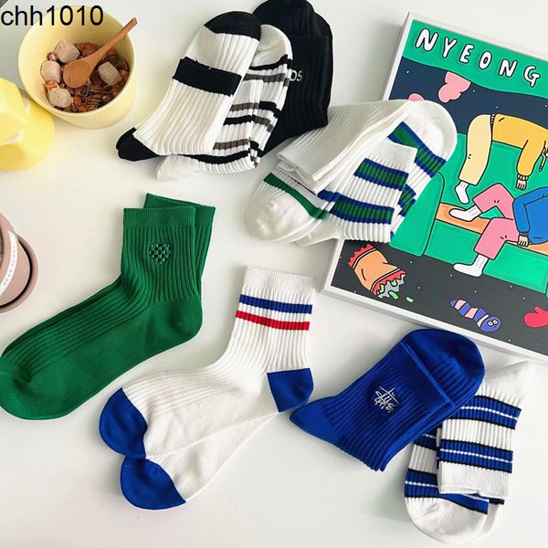 men's spring and summer 2022 new fashion brand green love letter embroidery medium cotton mesh red men's and women's, Black 
men's spring and summer 2022 new fashion brand green love letter embroidery medium cotton mesh red men's and women's, Black