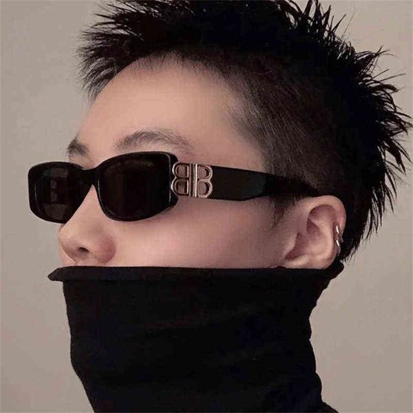 2022 luxury designer fashion women sunglasses retro small square frame glasses golden letter sun men uv400, White;black
2022 luxury designer fashion women sunglasses retro small square frame glasses golden letter sun men uv400, White;black