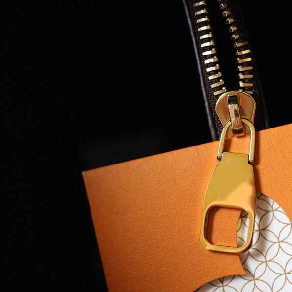 designer luxury women the tote bag fashion versatile handbags shoulder crossbody bags purse tories totes large capacity saddle wallets 7a f8
designer luxury women the tote bag fashion versatile handbags shoulder crossbody bags purse tories totes large capacity saddle wallets 7a f8