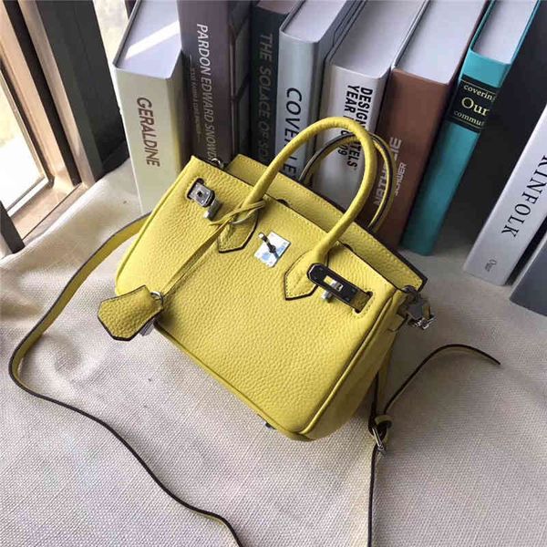 designer bags 2022 genuine leather lady evening bags epsoms keelis birrkiins style large capacity wedding messenger crossbody shoulder class
designer bags 2022 genuine leather lady evening bags epsoms keelis birrkiins style large capacity wedding messenger crossbody shoulder class