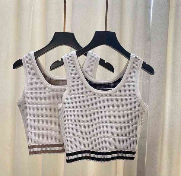2022 women's tanks camis knitted vest t-shirt inner and outer wear all-match style 727, White
2022 women's tanks camis knitted vest t-shirt inner and outer wear all-match style 727, White