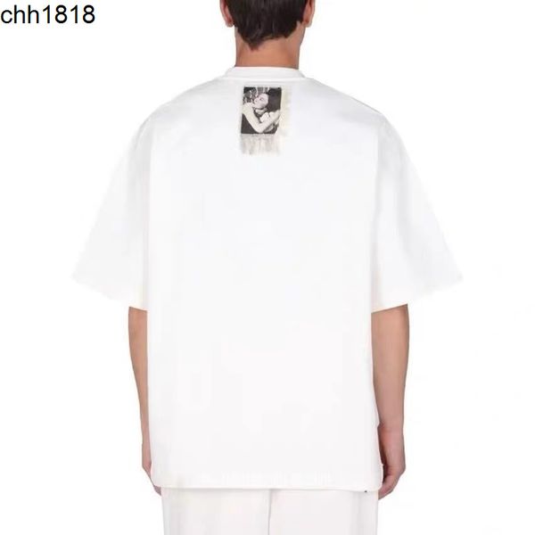 correct version new jil minimalist tassel portrait patch gog heavy cotton loose short sleeve t-shirt for men and women, White;black
correct version new jil minimalist tassel portrait patch gog heavy cotton loose short sleeve t-shirt for men and women, White;black