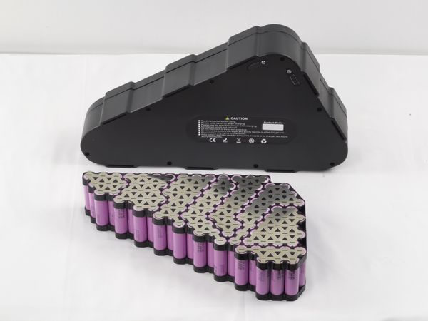 ebike battery pack triangle batteries pack 72v 15ah lithium ion electric cycle batterie with charger
ebike battery pack triangle batteries pack 72v 15ah lithium ion electric cycle batterie with charger