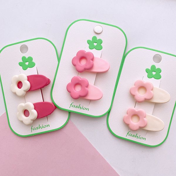 1 pair new korean sweet girl pink hollow flower hairpins headwear fashion children's oval duckbill clip hair accessories, Slivery;white
1 pair new korean sweet girl pink hollow flower hairpins headwear fashion children's oval duckbill clip hair accessories, Slivery;white