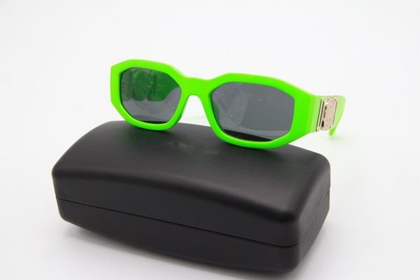 men black gold 53 mm sunglasses summer sunglasses man woman fashion glasses retro small frame design uv400 optional box 4361, White;black
men black gold 53 mm sunglasses summer sunglasses man woman fashion glasses retro small frame design uv400 optional box 4361, White;black