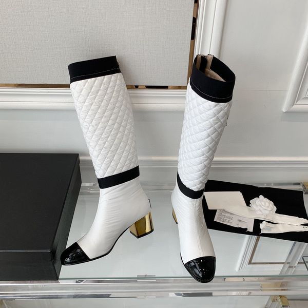 2022 new color matching electric embroidery boot leather heel height 5cmall-over materials35-41, Black
2022 new color matching electric embroidery boot leather heel height 5cmall-over materials35-41, Black
