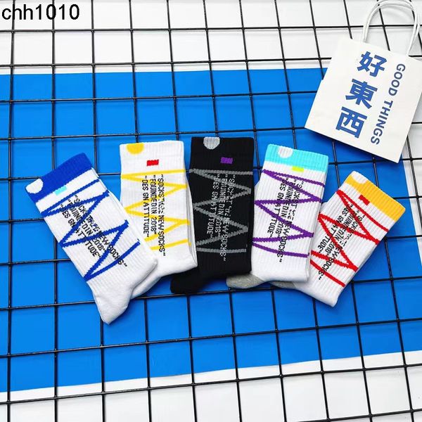 men's national fashion owdunk line structure socks with sneakers medium tube stripe sports socks all cotton for men and women, Black
men's national fashion owdunk line structure socks with sneakers medium tube stripe sports socks all cotton for men and women, Black