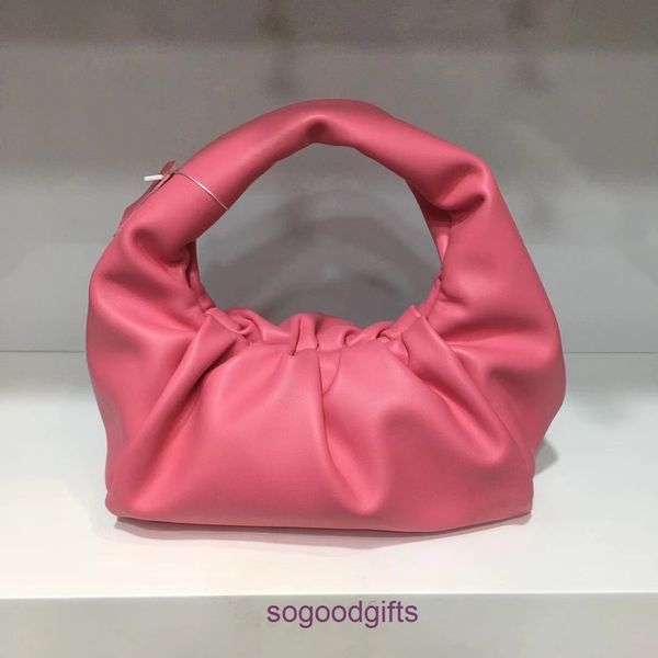 pouch bag designer bottegas handbags women venetas clutch bags cloud bag large capacity croissant 2022 new year fold clip portable women
pouch bag designer bottegas handbags women venetas clutch bags cloud bag large capacity croissant 2022 new year fold clip portable women