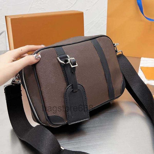 luxury bag men crossbody bags old flower handbag shoulder messenger plaid purse genuine leather hand highs quality clutch wallets silver met
luxury bag men crossbody bags old flower handbag shoulder messenger plaid purse genuine leather hand highs quality clutch wallets silver met