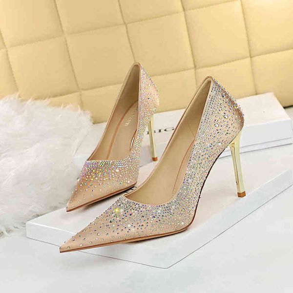 17189-5 sandals style high heels thin heels high shallow mouth pointed silk shining rhinestone women's shoes single, Black
17189-5 sandals style high heels thin heels high shallow mouth pointed silk shining rhinestone women's shoes single, Black