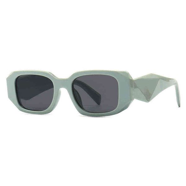 sun glass 2022 new fashion small frame women's sunglasses square show modern street, White;black
sun glass 2022 new fashion small frame women's sunglasses square show modern street, White;black